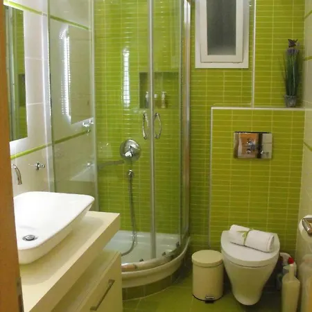 Green *